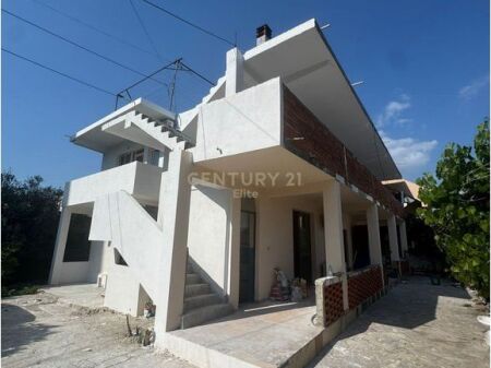 Qira, Vile, Prane Palleteve Cabej, Misto Mame, Tiranë - 1500 € | 500 m²
