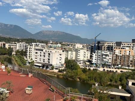 Apartament 2+1 me Verand me Pamje të Mrekullueshme | Liqeni i Thatë |+ 2 Parkime