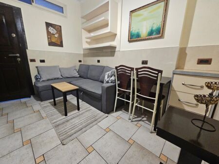 Rent | Shtëpi private 1 + 1 | Rruga 5 Maji | 450 €/month