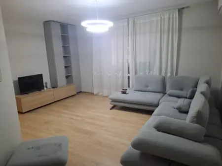 House 1+1 for rent Vasil Shanto opposite KESH 550 euro