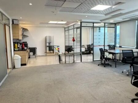 OFFICE FOR RENT 228 M2 CENTER 4,100 EURO FH-86352