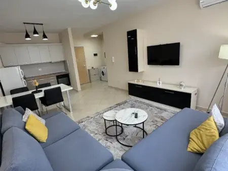 Affitto | Apartament 1 + 1 | Yzberisht | 500 €/mese