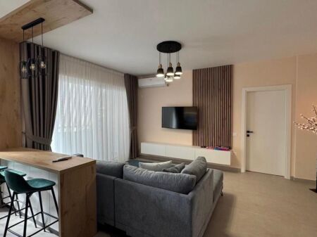 Rent | Apartament 1 + 1 | Rruga Myslym Shyri | 750 €/month