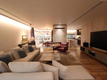 UNIQUE PENTHOUSE FOR SALE IN THE HEART OF THE FORMER BLOCK Exclusive Penthouse – A New Standard of Luxurious Living!