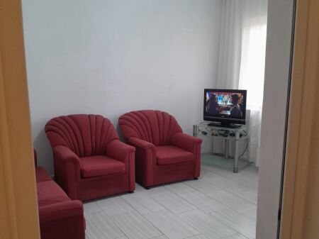 Qera | Apartament 1 + 1 | Rruga Bardhyl | 380 €/muaj