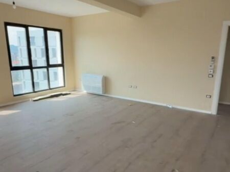 Qera | Ambjent Biznesi | Kompleksi Arlis | 800 €/muaj
