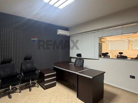 Ufficio In Vendita In Blocco!