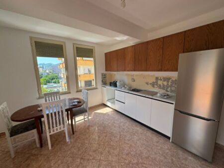2+1 apartment for rent near Square 21, Kavajes street