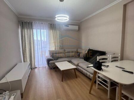 Qera, Apartament 2+1, Misto Mame, Tiranë