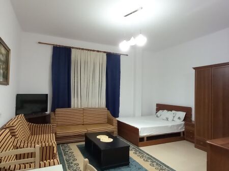 JEPET ME QIRA GARSONIERE - SHKOZE, TIRANE