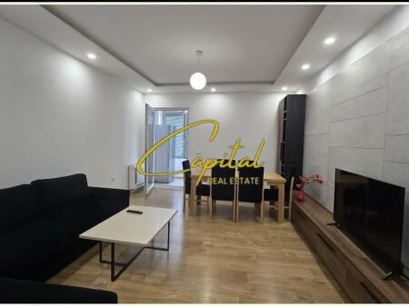 APARTAMENT ME QIRA 2+1+2 VASIL SHANTO 65.000 LEKE