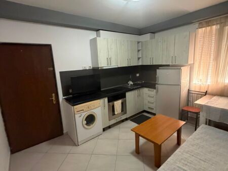 Affitto | Apartament 1 + 1 | Rruga Fortuzi | 450 €/mese