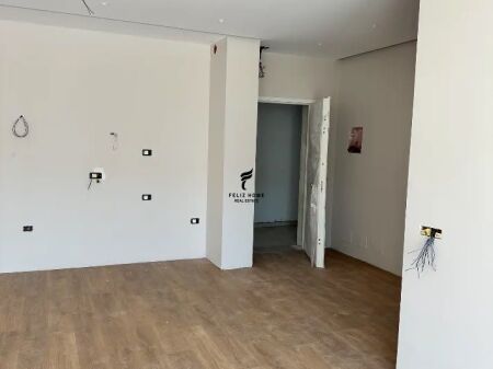 UFFICIO IN AFFITTO 117 M2 COMUNE DI PARIGI 1.850 EURO FH-86582