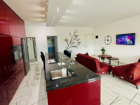 Apartament 2+1+2 per qira te Liqeni i Thate!
