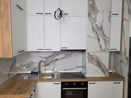 Shitje | Apartament 1 + 1 | Rruga 5 Maji | 148000 €