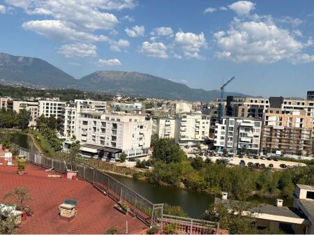 Apartament 2+1 me Verand me Pamje të Mrekullueshme | Liqeni i Thatë |+ 2 Parkime ALFA146312