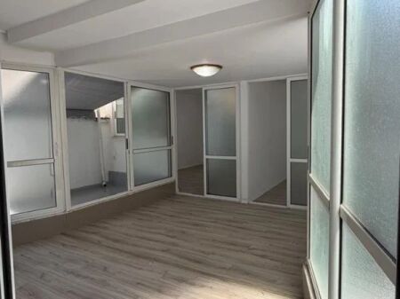 Ufficio in Affitto 3+1 Vicino all'ex Esposizione (ID BZ21018) Tirana