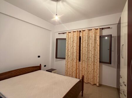 Apartament 1+1 me qera ne Yzberisht, Tirane.