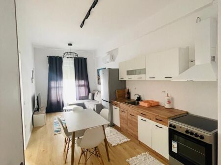 Affittasi Appartamento 1+1 – Residenza Kadiu, Ali Demi