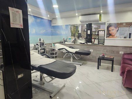  Locale Commerciale in Affitto in Via Durazzo, Tirana - 500€ | 70 m²