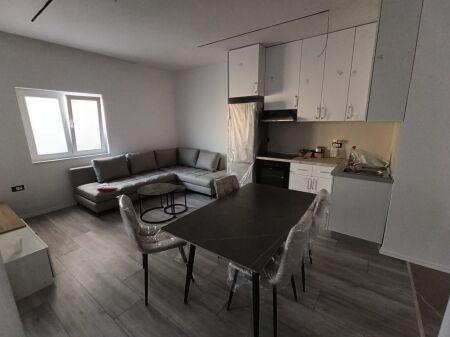 JEPET APARTAMENT ME QERA 1+1, KODRA E PRIFTIT