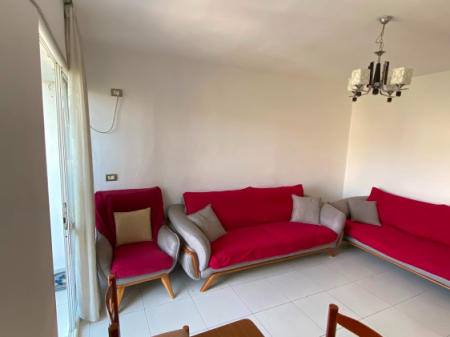 Tirane, jepet me qera apartament 3+1 Kati 3, 600 € (Rruga Bardhyl)
