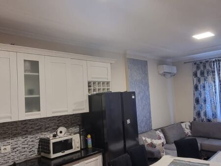 Apartament 2+1 per qera ne Astir !