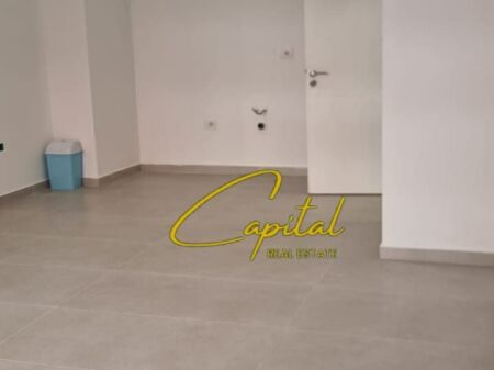 OFFICE FOR RENT 65 M2 ASTIR 50,000 LEKE