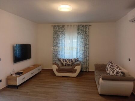 Apartament 2+1 Me Qira në Paskuqan, Tiranë - 450€