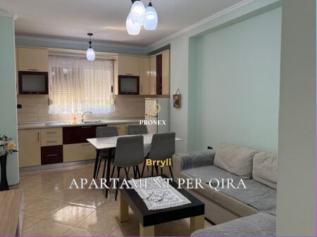 Appartamento in affitto 2+1 a Brryl vicino al Nuovo Maternità