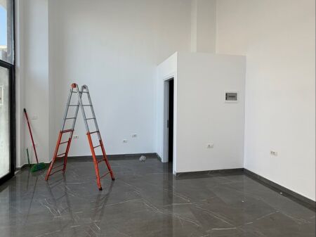 Affitto | Ambjent Biznesi | Rruga 5 Maji | 500 €/mese