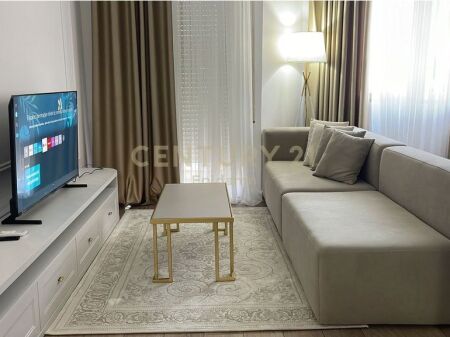  Appartamento Moderno 2+1 in Affitto – Piazza Pranvera, Durrës €850