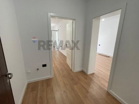 Apartment 1+1 for sale at Vasil Shanto