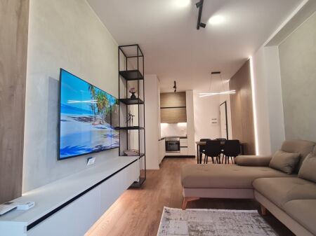 Apartment 1+1 for rent - Tirana Garden Building!