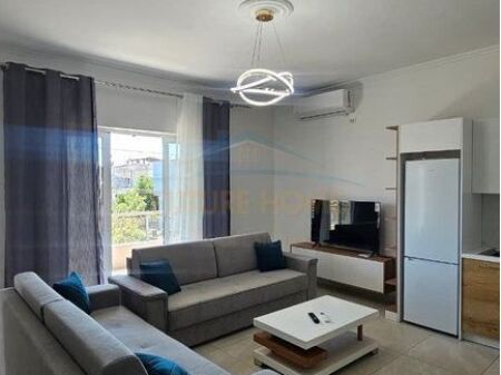 Qera, Apartament 2+1 + Post Parkimi, Ish Keneta,Durres
