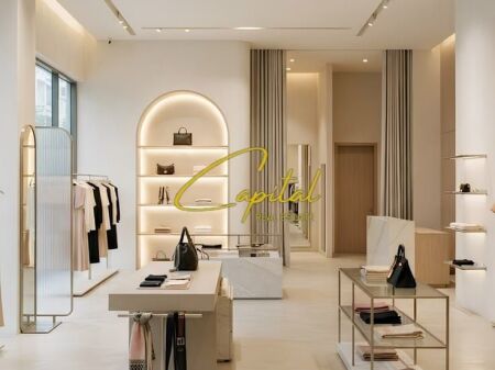 SHOP FOR RENT 54 M2 DURRES ROAD 170,000 LEKE