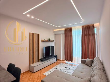  Apartament 1+1 me Qira në Vlorë – Plazhi i Vjetër