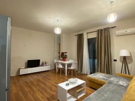 Affitto | Apartament 1 + 1 | Laprakë | 450 €/mese