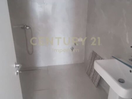 Apartment 1+1 for Rent at Kika 2, Komuna e Parisit!