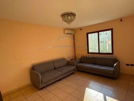 Qera, Apartament 1+1,Lagjia 18, Durres