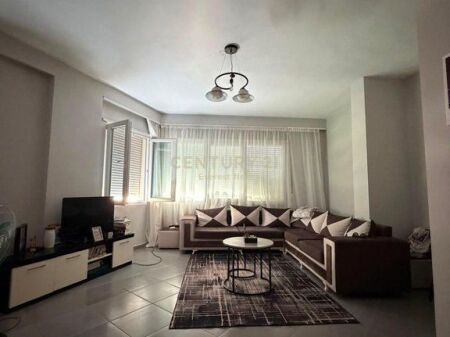 FOR RENT 1+1 APARTMENT NEAR THE BOTANICAL GARDEN
