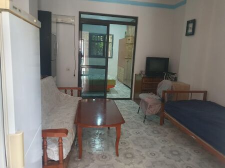 APARTAMENT 1+1. 28000 LEKE.PAS ISH UNIVERSITETI EUROPIAN.21 DHJETORI