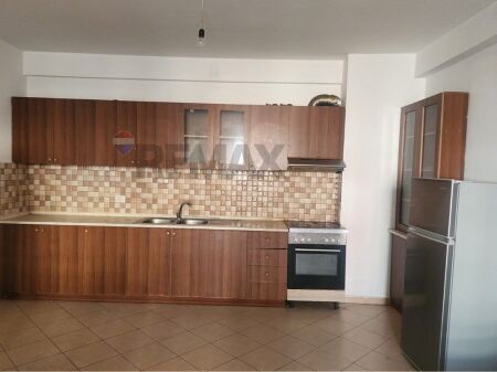 2+1 apartment for sale in Astir