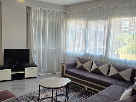 APARTAMENT 1+1, PRANE KOPSHTIT BOTANIK