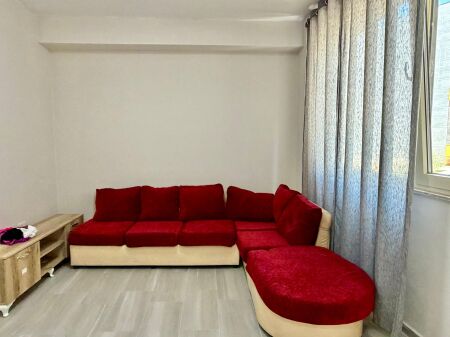 Apartament 1+1 per qira ne Shkoze