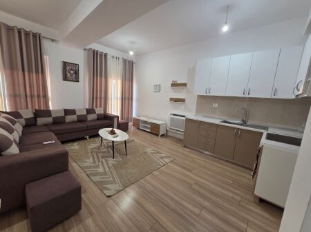 Renting out 2+1 apartment, Mangalem Complex 21 Ali Demi