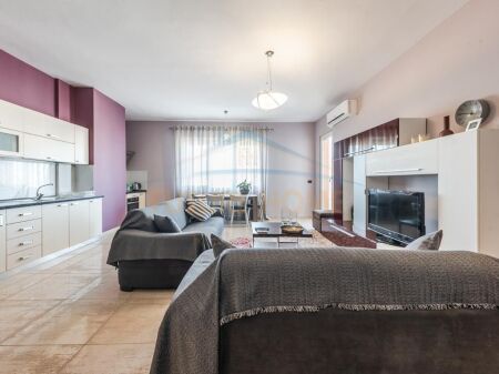 Qera, Apartament 2+1, Bashkia, Durres