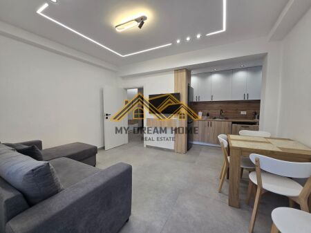 Apartament Me Qera 2+1 Durres!