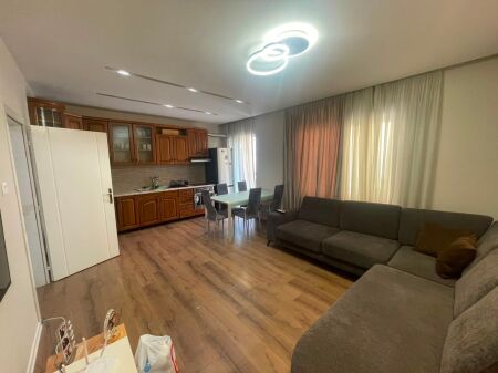 Jepet apartament 2+1+2 ballkone+2 Poste Parkimi me qira ne Allias , tek Rruga Sule Gjashta .