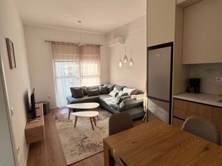 🏢In the Ali Demi area, Rezidenca Kadiu offers for rent an apartment, 1+1, furnished 50,000Leke